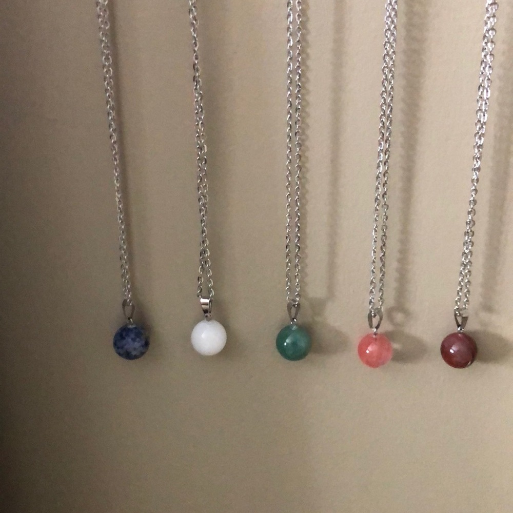 đŠ4/30$$$ Authentic Crystal Necklaces - Picture 2 of 4